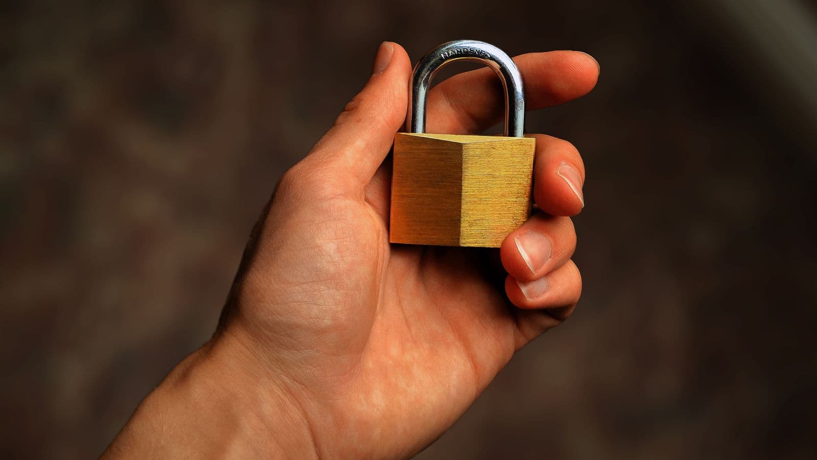 Estafas con IA en 2026: los fraudes más peligrosos y cómo protegerte